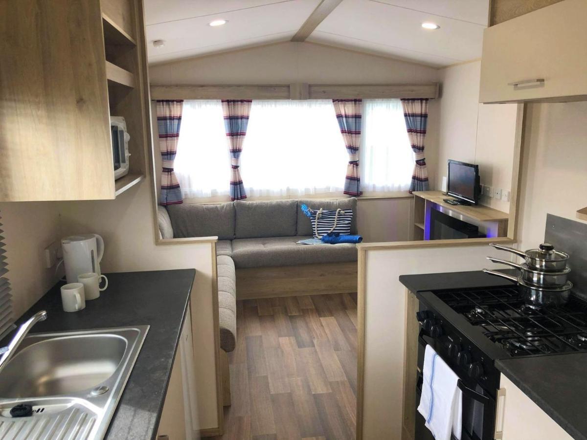 Ash Standard Holiday Home Chapel Saint Leonards Exteriör bild